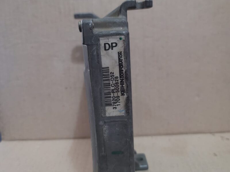 HONDA CIVIC ENGINE CONTROL MODULE # 37820-PLC-D52 PAKISTAN MODEL DP