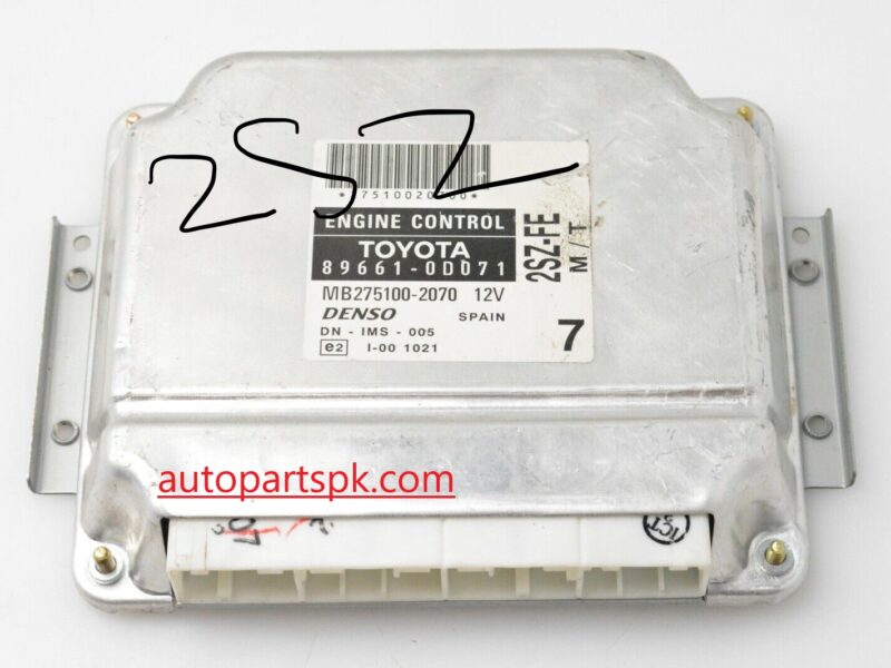 TOYOTA YARIS 2005 2011 1.3 ENGINE CONTROL UNIT ECU 896610D071